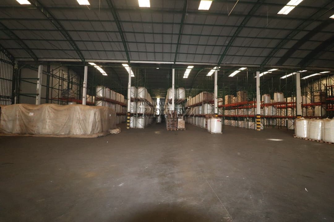 Galpão, 4600 m² para alugar no Vila Yara - Londrina/PR - Foto 4