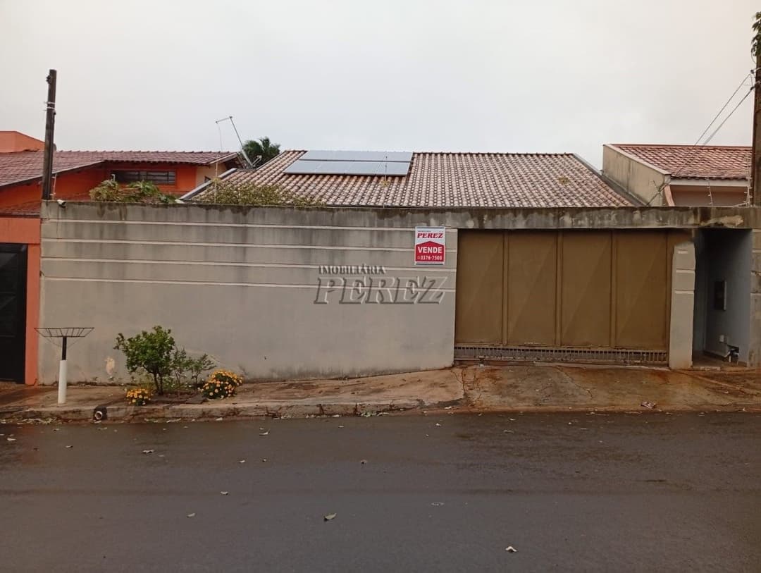 Casa, de 3 quartos à venda no Champagnat - Londrina/PR - Foto 0