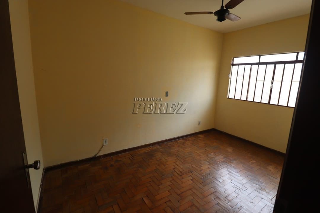 Casa, de 3 quartos para alugar no Califórnia - Londrina/PR - Foto 8
