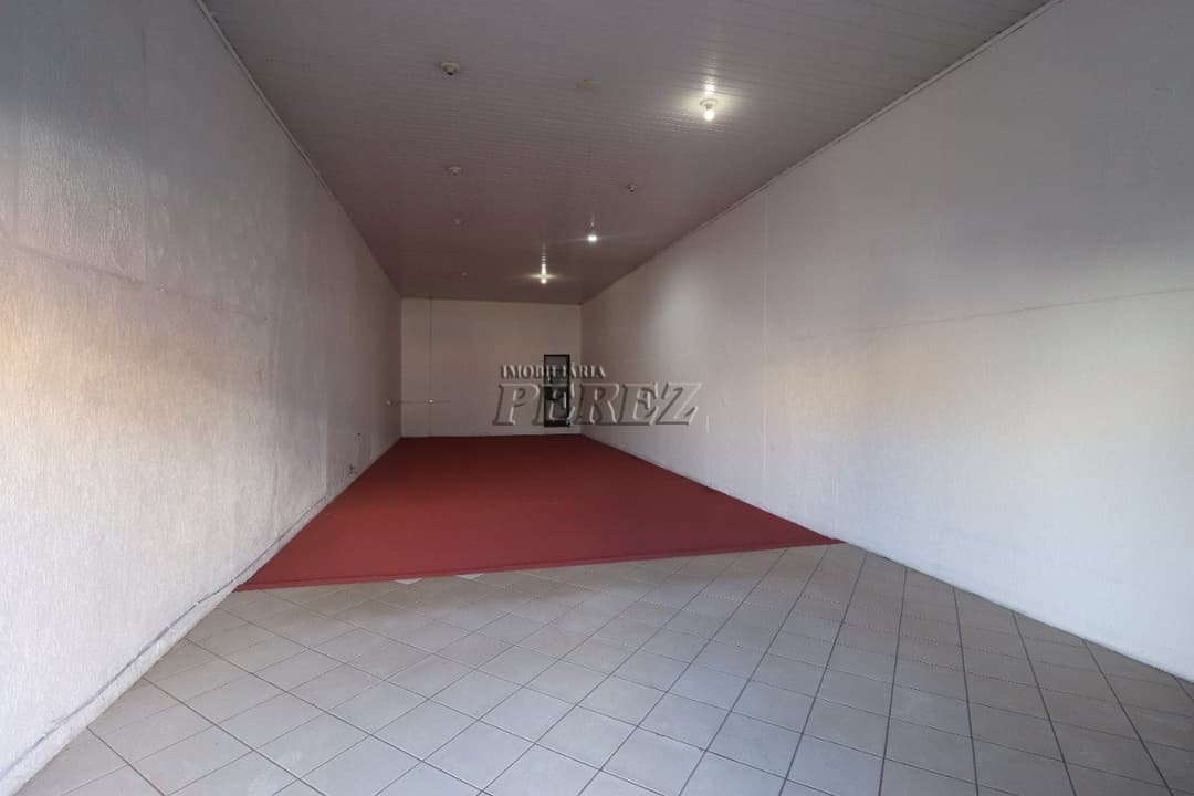 Galpão comercial para alugar na Rua Guaporé, centro de Londrina. - Foto 1