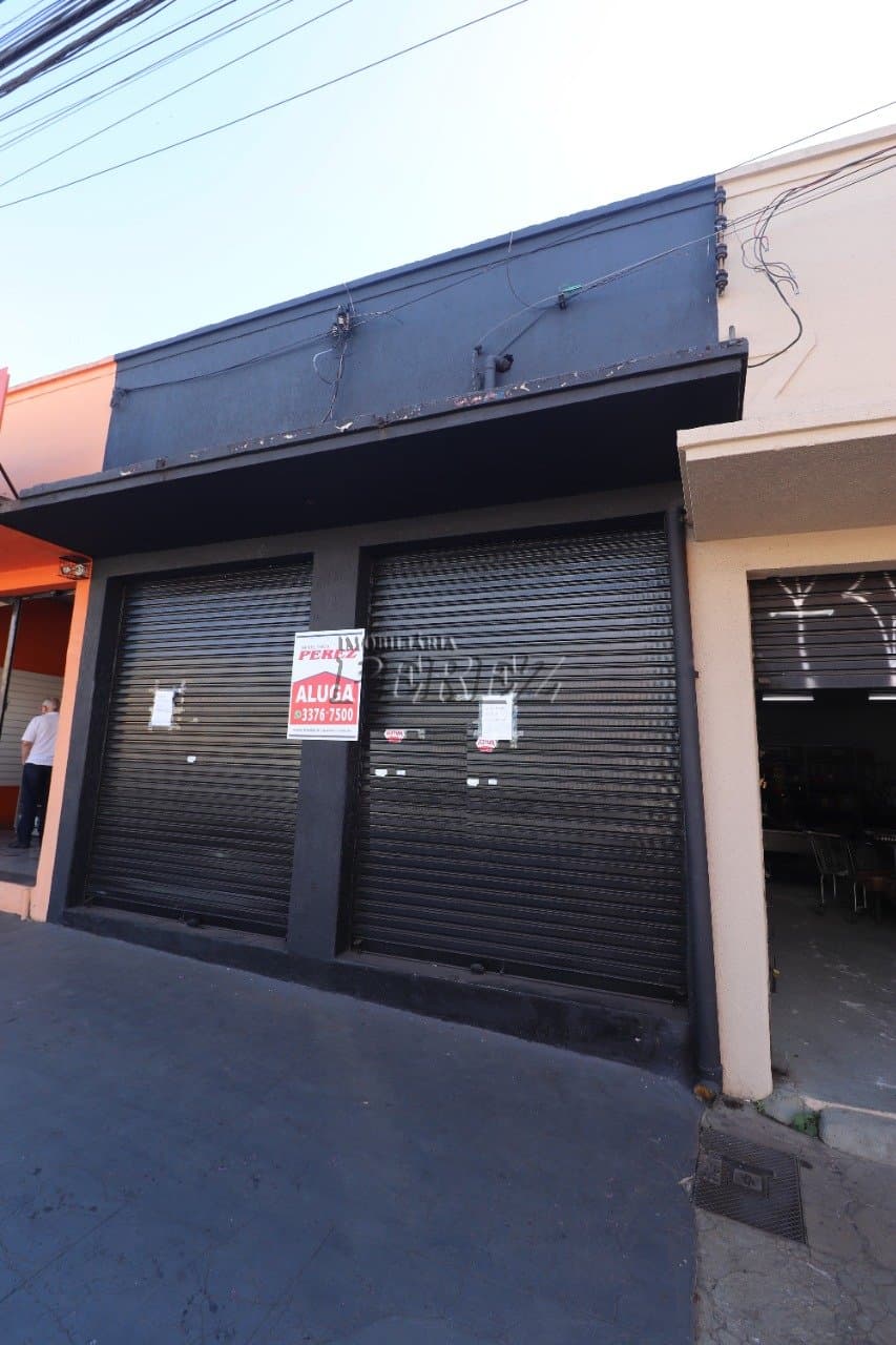 Galpão comercial para alugar na Rua Guaporé, centro de Londrina. - Foto 8