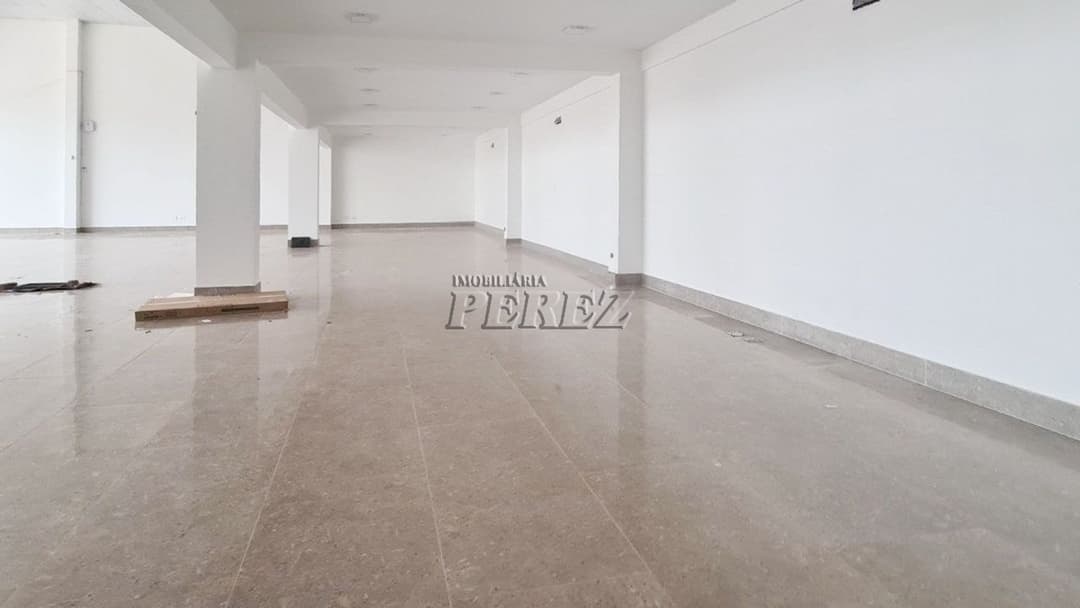 Galpão para alugar na Av. Saul Elkind região norte de Londrina. - Foto 6