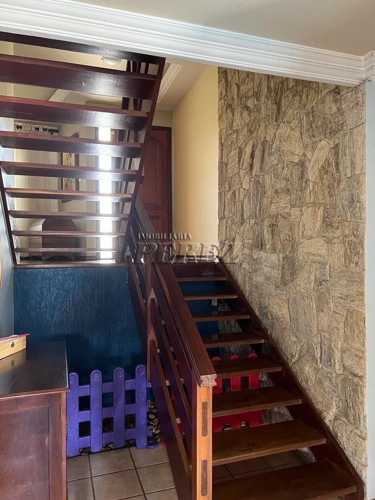 Sobrado, de 3 quartos, 300 m² à venda no Santa Mônica - Londrina/PR - Foto 13