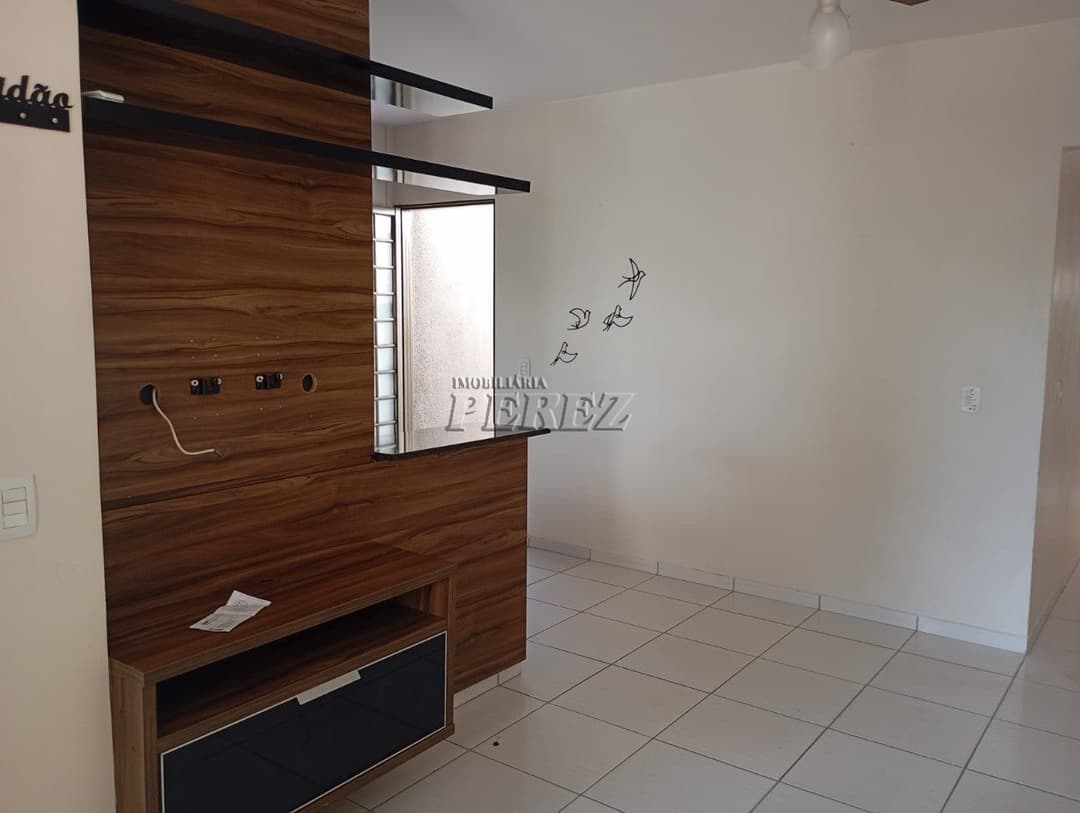 Casa, de 3 quartos, 77 m² para alugar no Colúmbia - Londrina/PR - Foto 2