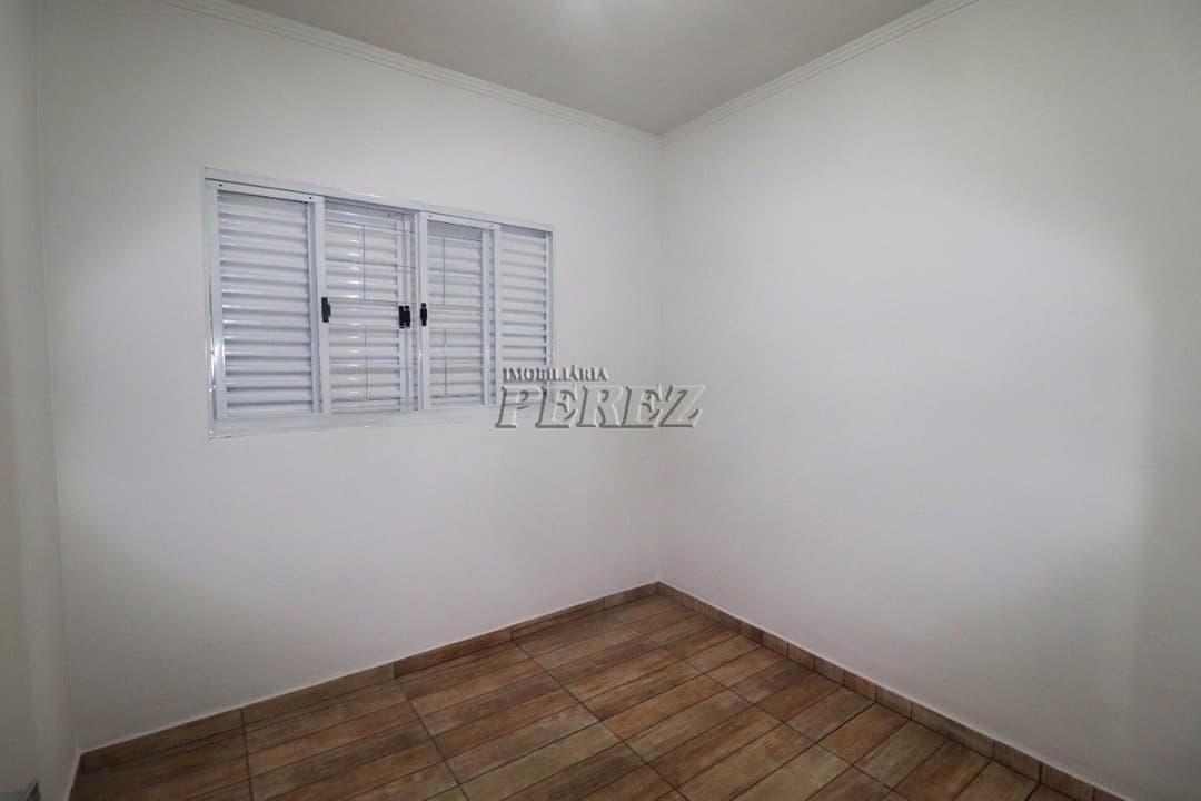 Casa, de 3 quartos, 96 m² para alugar no Bancários - Londrina/PR - Foto 7