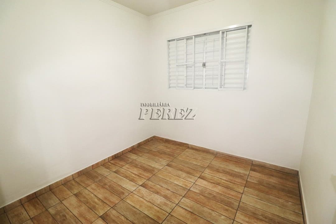 Casa, de 3 quartos, 96 m² para alugar no Bancários - Londrina/PR - Foto 11