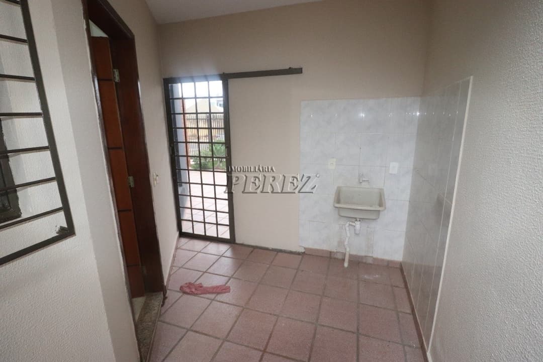 Casa, de 3 quartos, 153 m² à venda no Jardim Tarumã - Londrina/PR - Foto 15