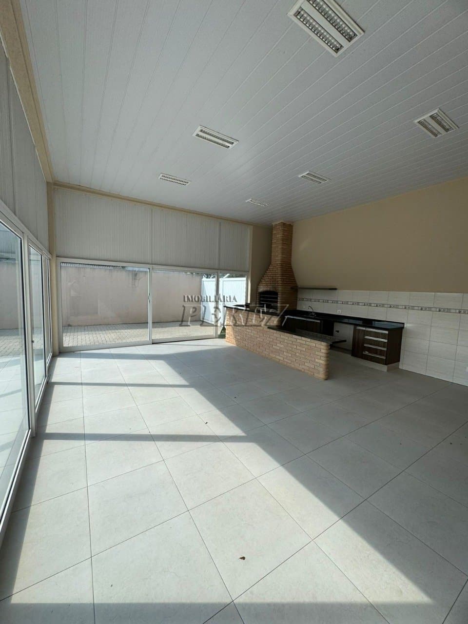 Venda de Sobrado no Condomínio Sun Lake Residence - Exclusividade, conforto e segurança em um dos condomínios mais desejados de Londrina! - Foto 14