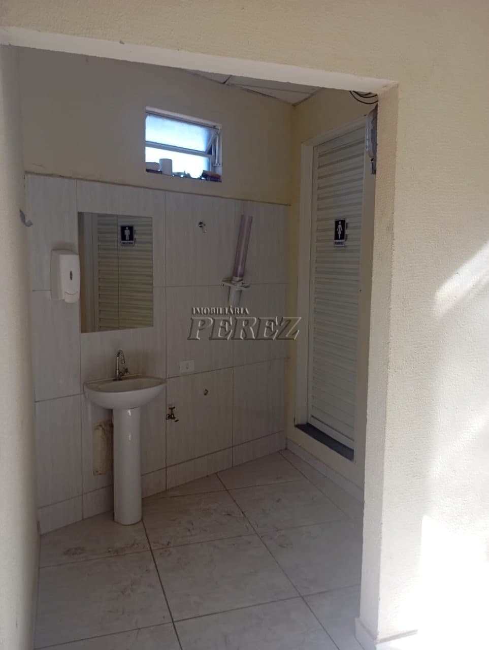 Salas, 170 m² para alugar no Aquilles Sthengel - Londrina/PR - Foto 10