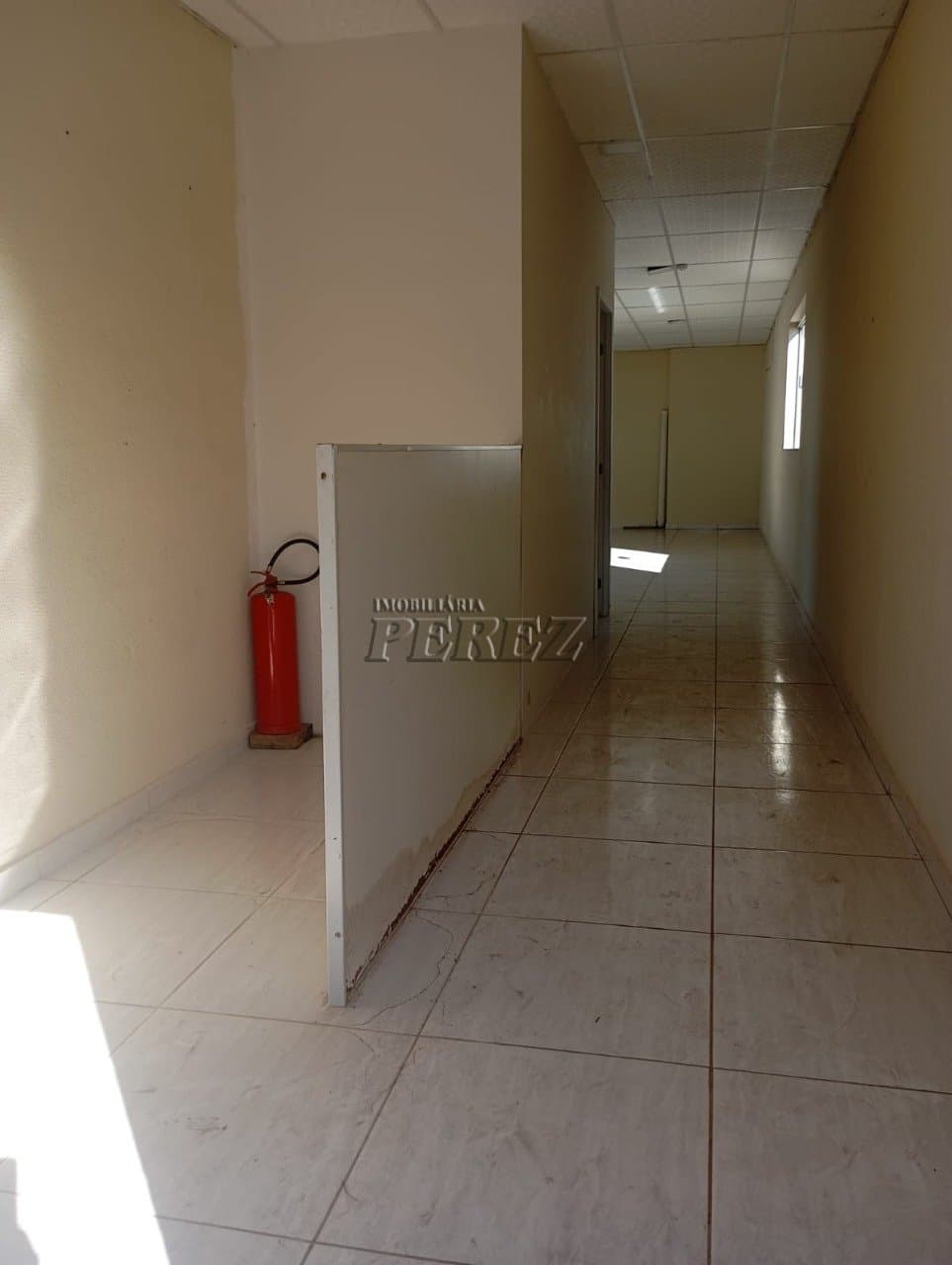 Salas, 170 m² para alugar no Aquilles Sthengel - Londrina/PR - Foto 8