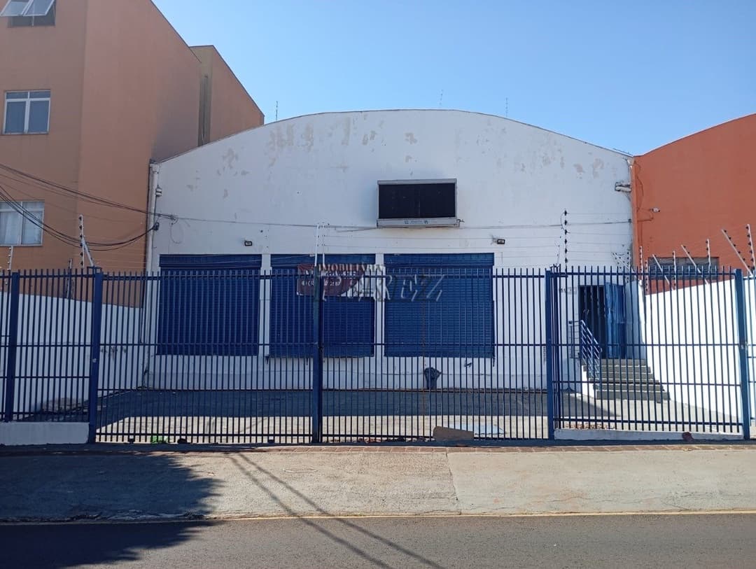 Galpão, 892.77 m² para alugar no Centro - Londrina/PR - Foto 0