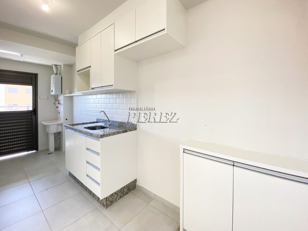 Apartamento para alugar no Edifício Carmel, na região Sul de Londrina. - Foto 2