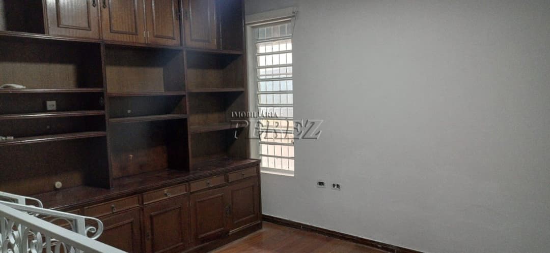 Sobrado, de 4 quartos, 450 m² para alugar no Bancários - Londrina/PR - Foto 8