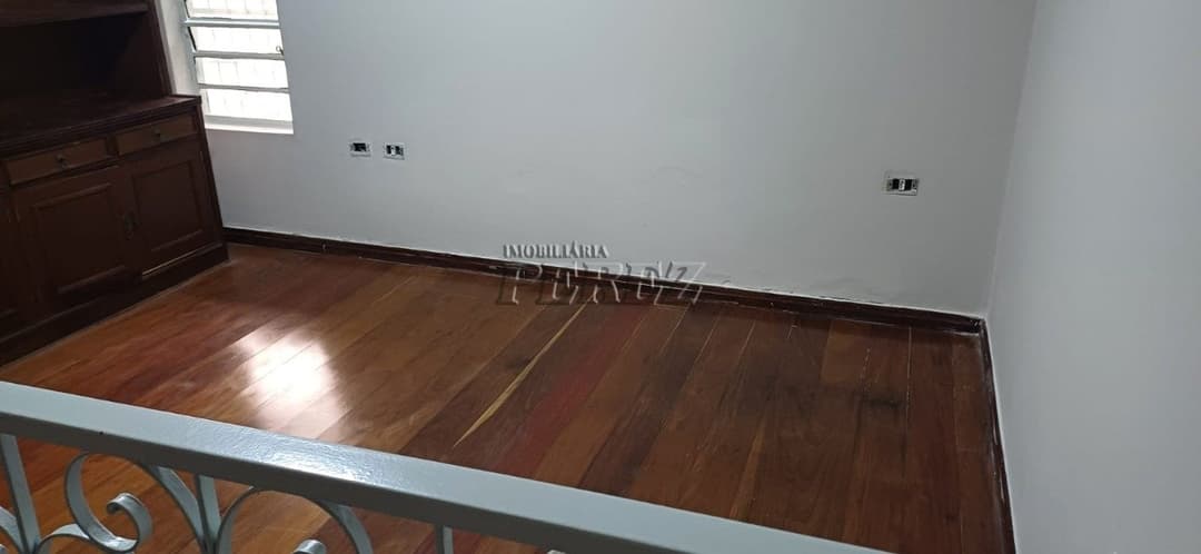 Sobrado, de 4 quartos, 450 m² para alugar no Bancários - Londrina/PR - Foto 9