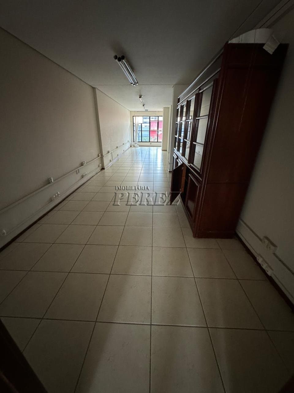 Salas no Edifício Batistella, 213 m² para alugar no Vitória - Londrina/PR - Foto 9