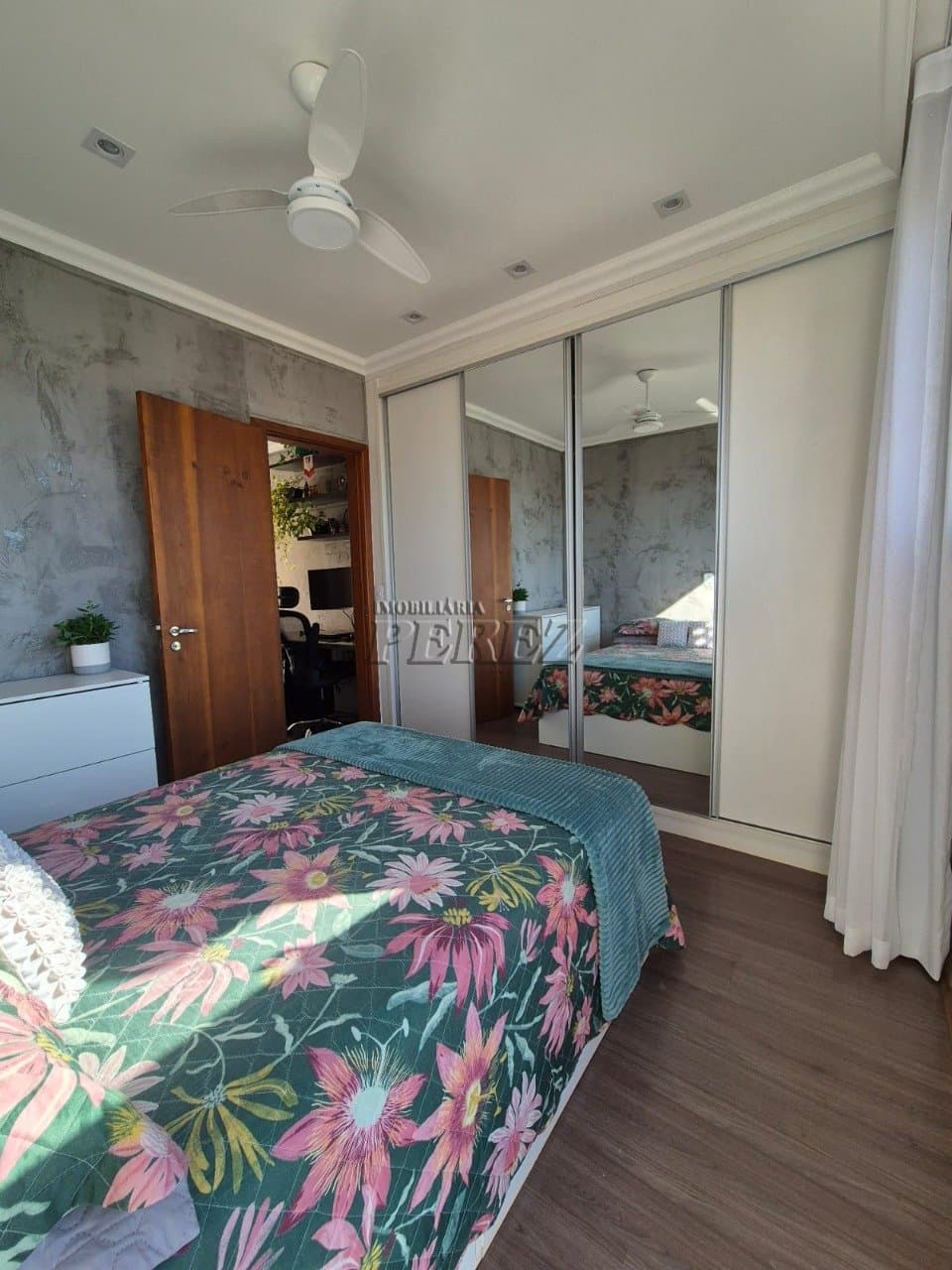 Apartamento no Poeta Mário Romagnolli, de 2 quartos, 76 m² à venda no Centro - Londrina/PR - Foto 9