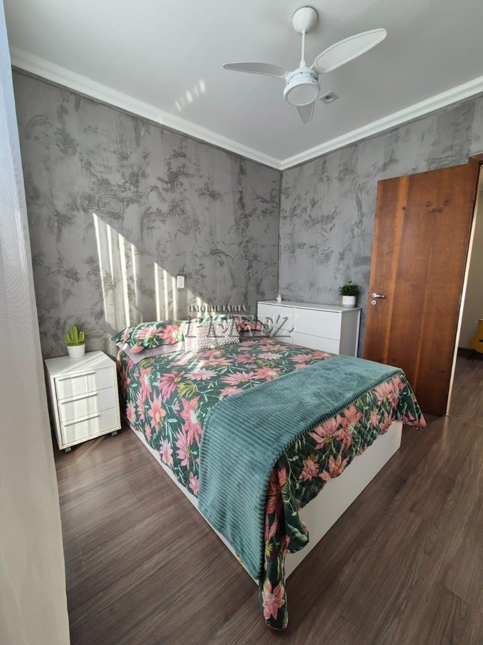 Apartamento no Poeta Mário Romagnolli, de 2 quartos, 76 m² à venda no Centro - Londrina/PR - Foto 10