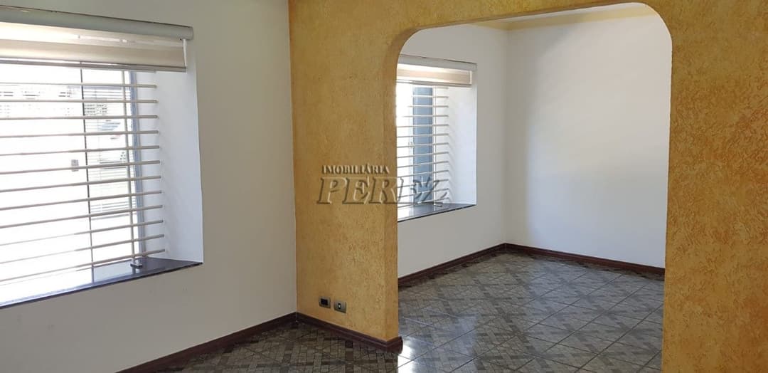 Venda de Casa Térrea no Nilton Gavetti - Reformada, Ampla e Próxima ao Lago Norte! - Foto 5