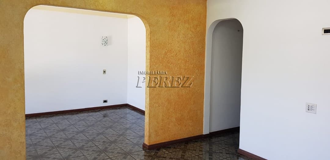 Venda de Casa Térrea no Nilton Gavetti - Reformada, Ampla e Próxima ao Lago Norte! - Foto 7