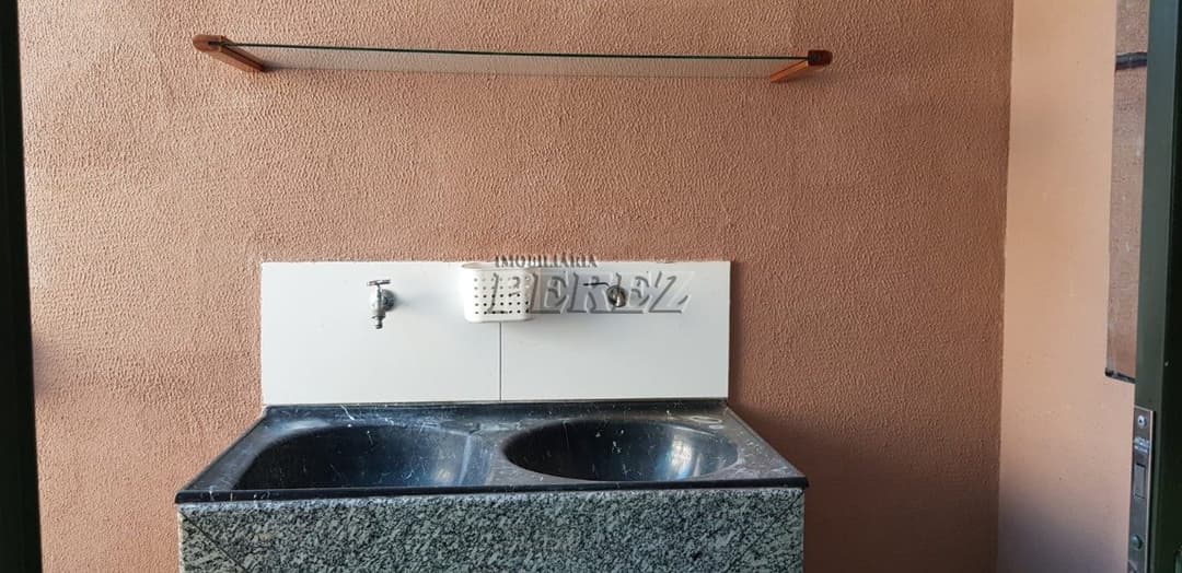 Venda de Casa Térrea no Nilton Gavetti - Reformada, Ampla e Próxima ao Lago Norte! - Foto 21