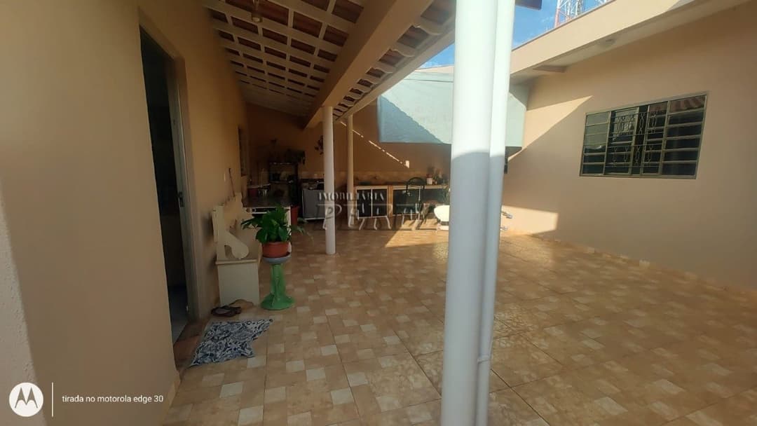 Casa a venda no Jardim Pacaembu - Espaço, conforto e excelente localização em Londrina! - Foto 25