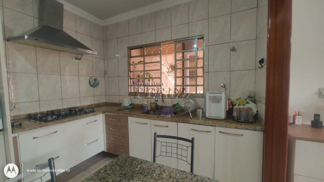 Casa a venda no Jardim Pacaembu - Espaço, conforto e excelente localização em Londrina! - Foto 5