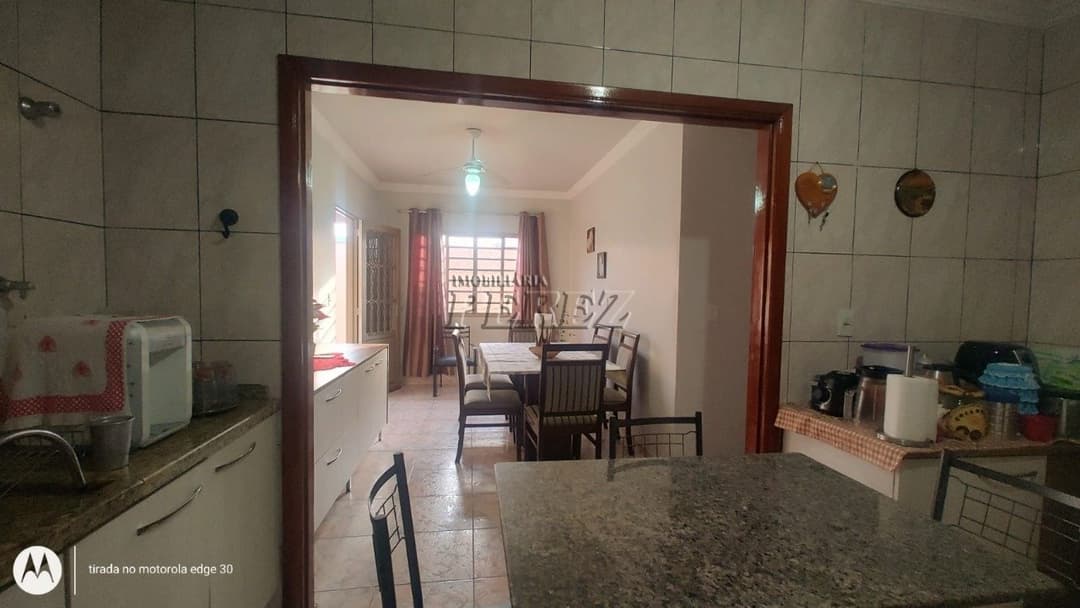 Casa a venda no Jardim Pacaembu - Espaço, conforto e excelente localização em Londrina! - Foto 7