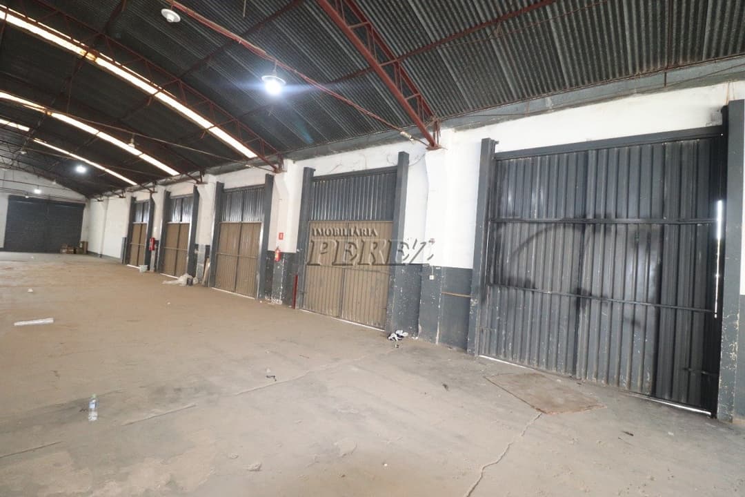 Barracão para alugar na Av Arthur Thomas, região oeste de Londrina. - Foto 2
