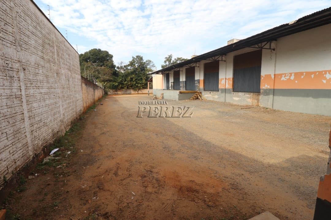 Barracão para alugar na Av Arthur Thomas, região oeste de Londrina. - Foto 33
