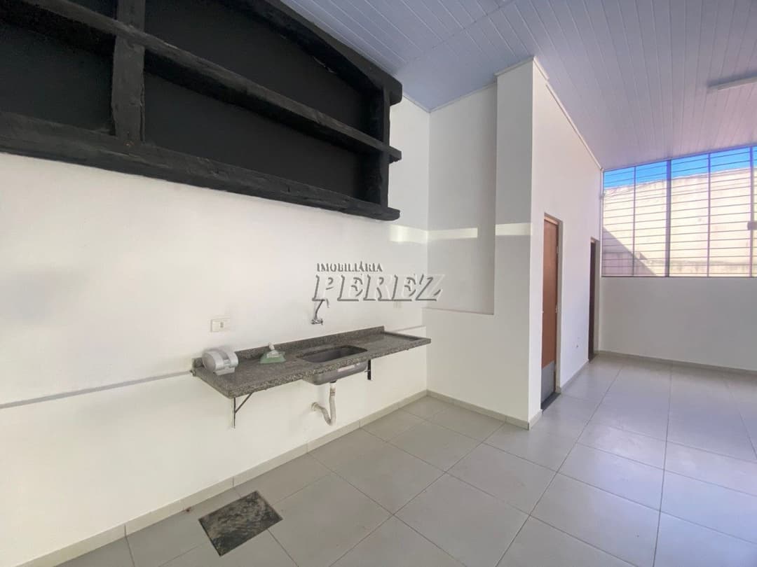 Loja comercial para alugar na Av Tiradentes, região central de Londrina - Foto 4