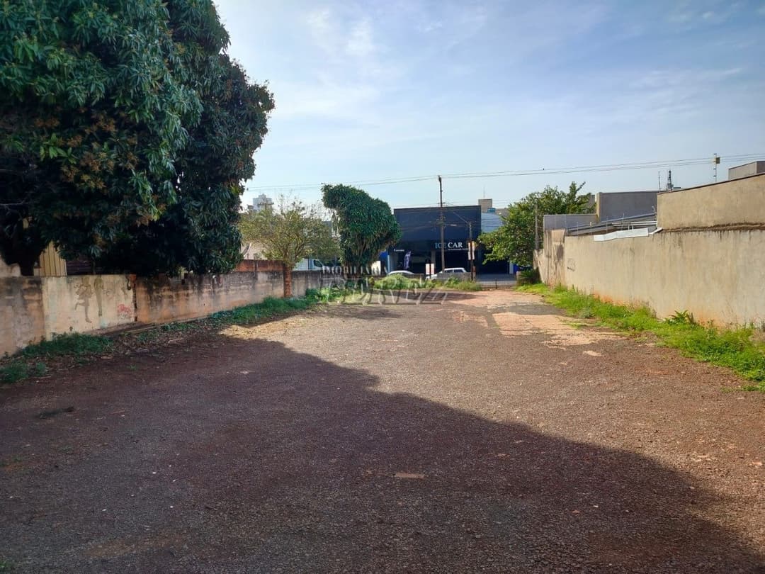 Terreno à venda no CENTRO de Londrina - localização privilegiada e alto potencial de valorização! - Foto 6
