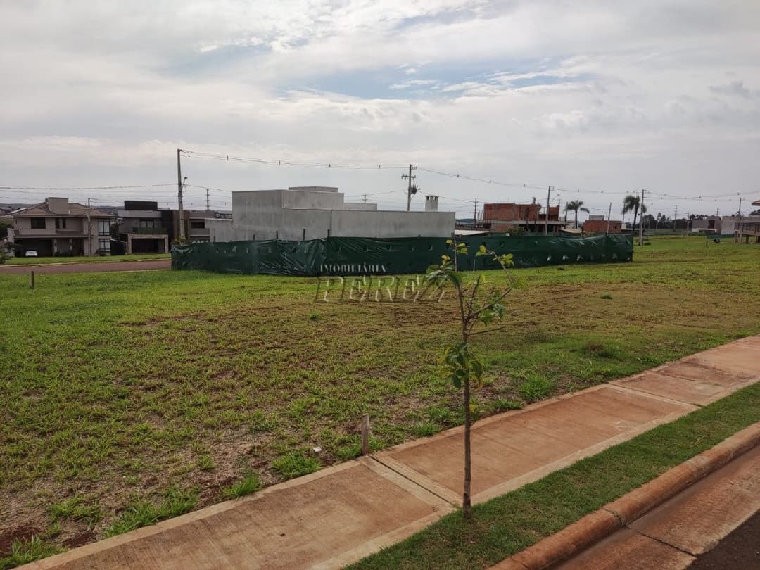 Venda de Terreno (Ilha) de 250m² em condomínio fechado! Oportunidades no Golden Park 2 - Foto 0