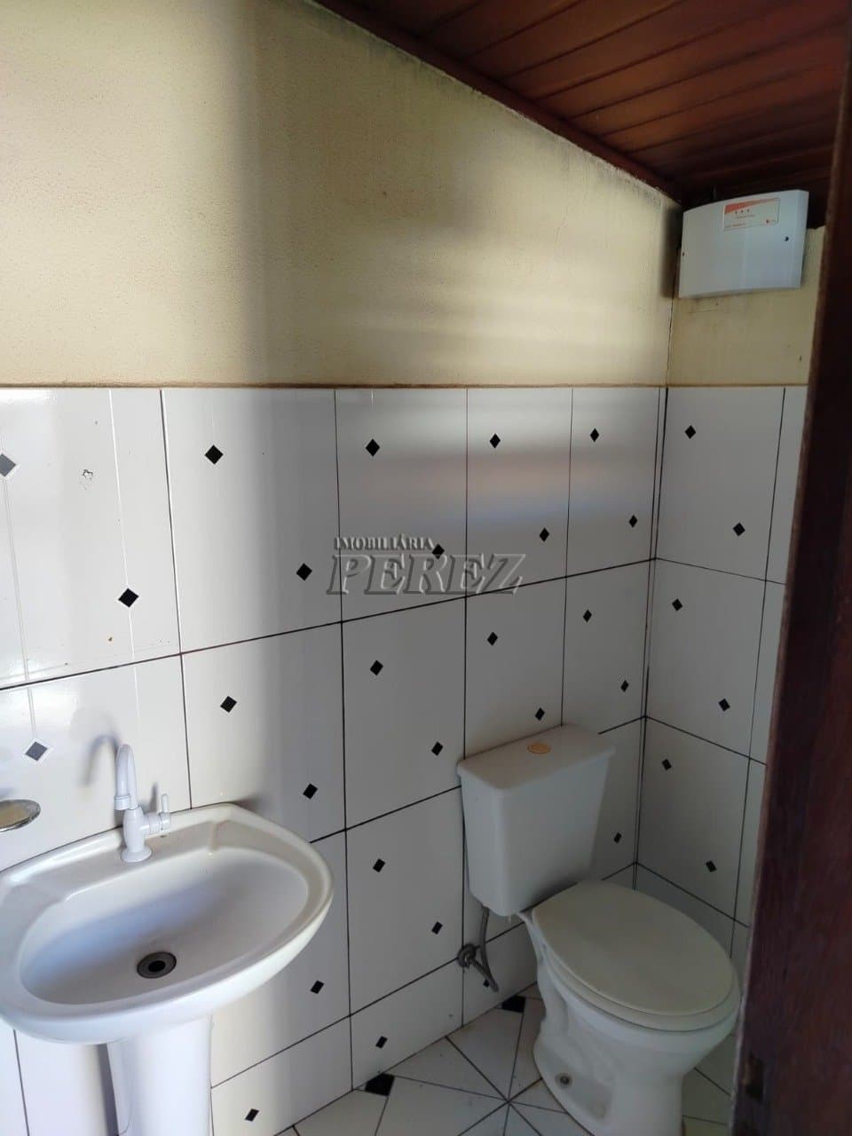 Casa para alugar no Bairro Aquiles Stenghel - Conforto e Praticidade para Você! - Foto 9
