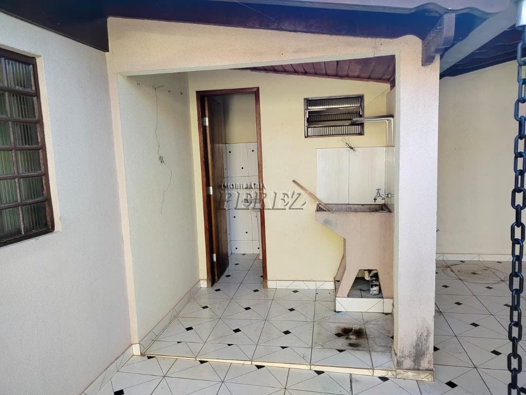 Casa para alugar no Bairro Aquiles Stenghel - Conforto e Praticidade para Você! - Foto 10