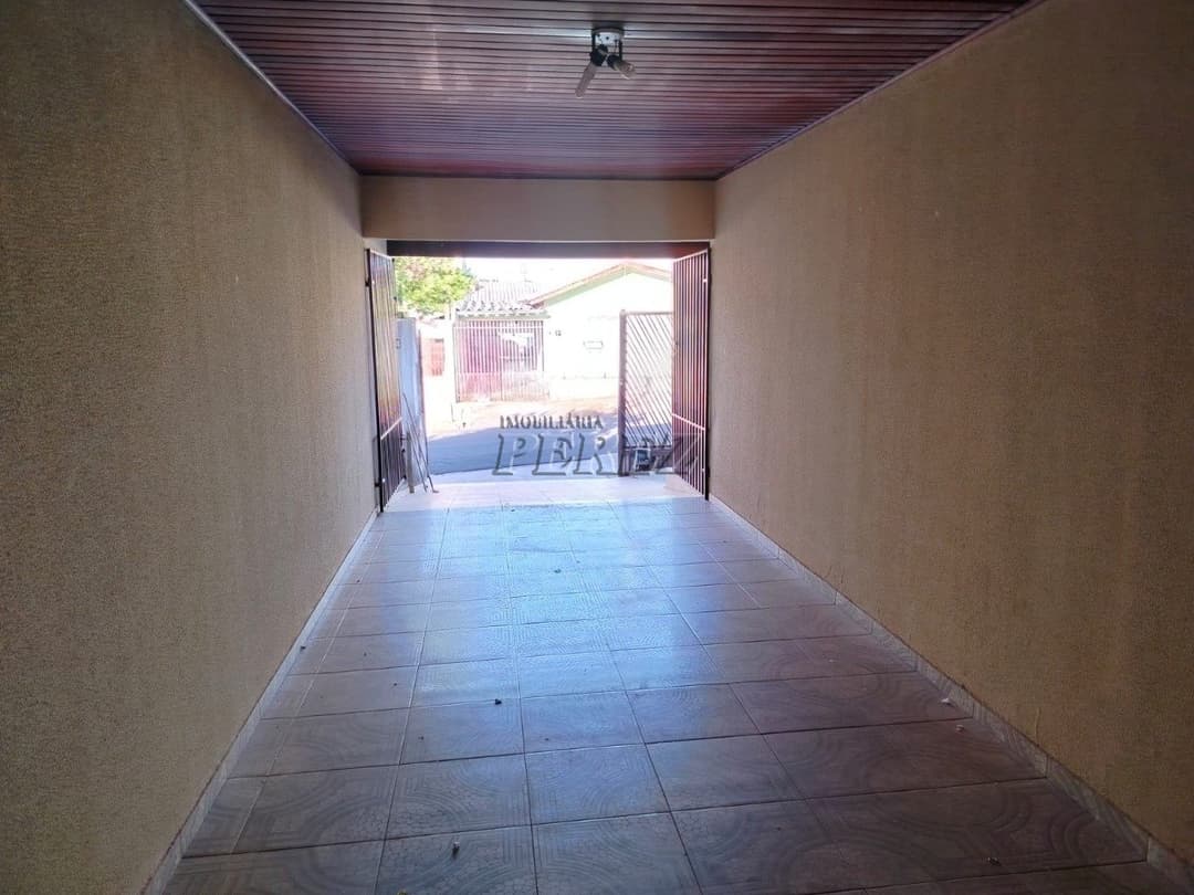 Casa para alugar no Bairro Aquiles Stenghel - Conforto e Praticidade para Você! - Foto 2