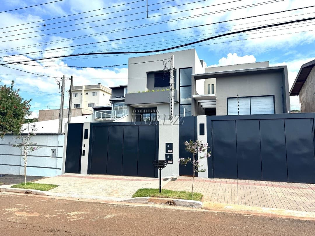 Sobrado para locação na Rua Kazuo Nishiyama - Espaço e Conforto para Sua Família! - Foto 0