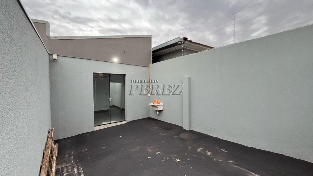 Casa para alugar na região leste de Londrina, bairro Brasília. - Foto 13