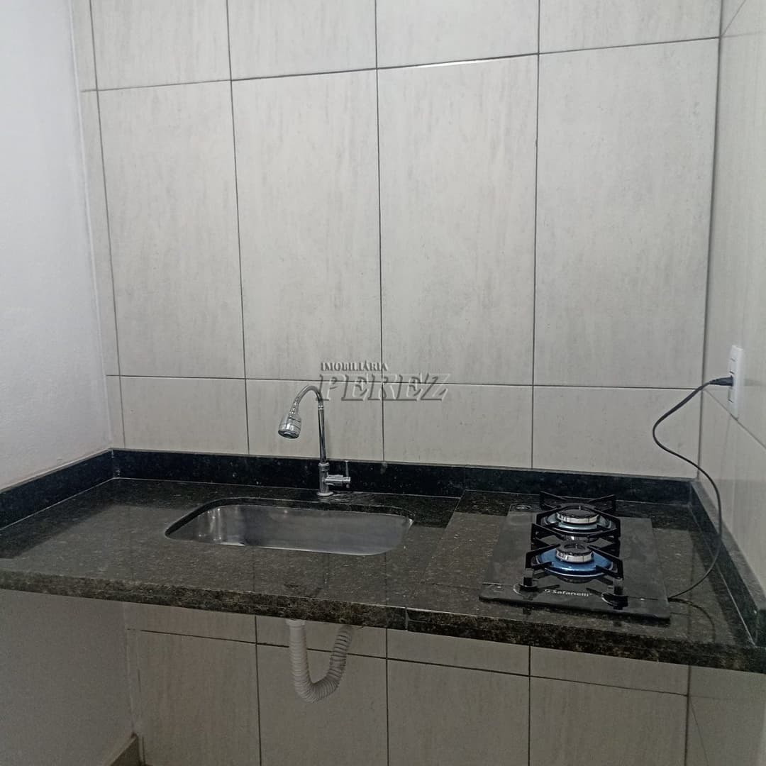 Casa para alugar na região leste de Londrina, bairro Brasília. - Foto 16