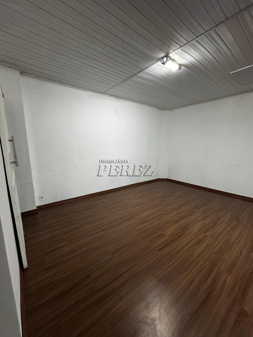 Casa para alugar na região leste de Londrina, bairro Brasília. - Foto 9