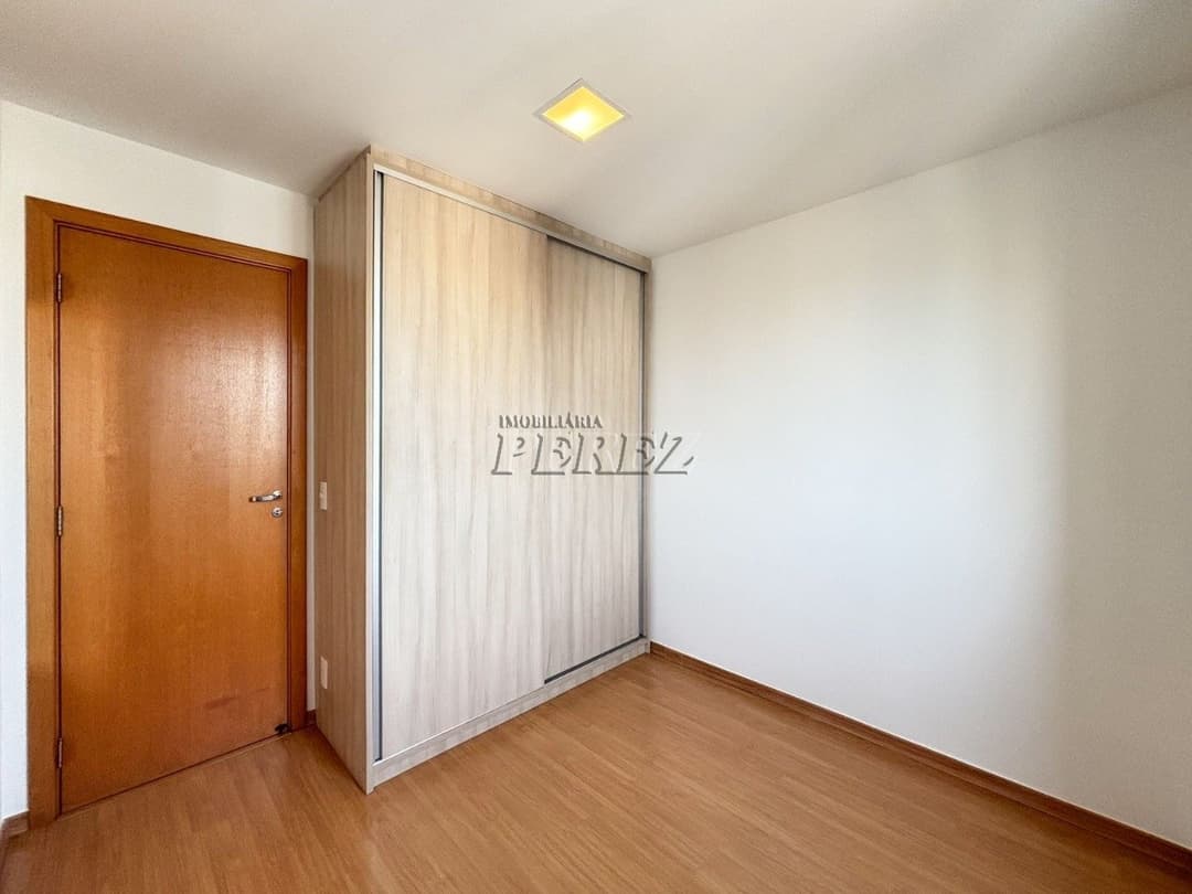 Apartamento para alugar no Edifício Verano, no centro de Londrina. - Foto 12