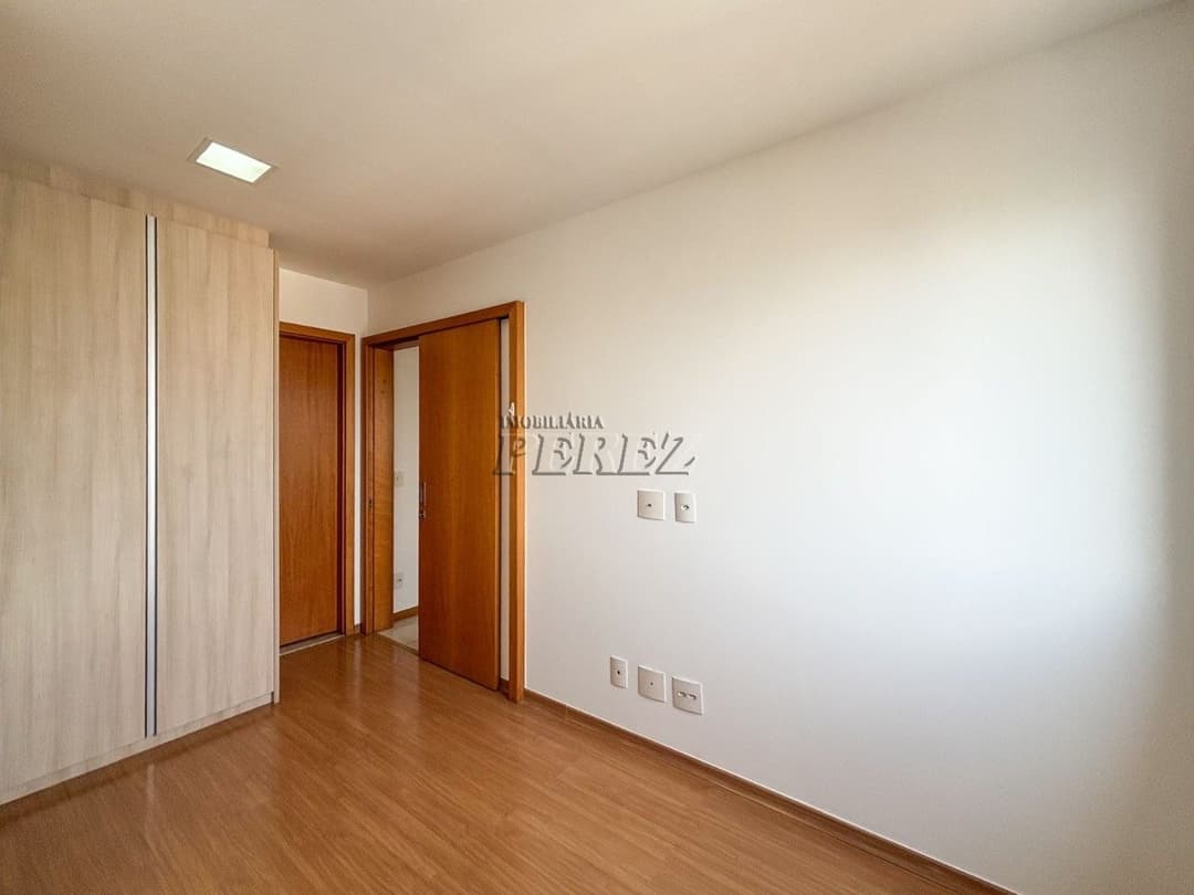 Apartamento para alugar no Edifício Verano, no centro de Londrina. - Foto 16