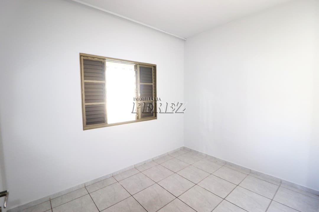 Casa a venda com edícula completa - Espaço e versatilidade em Londrina! - Foto 7