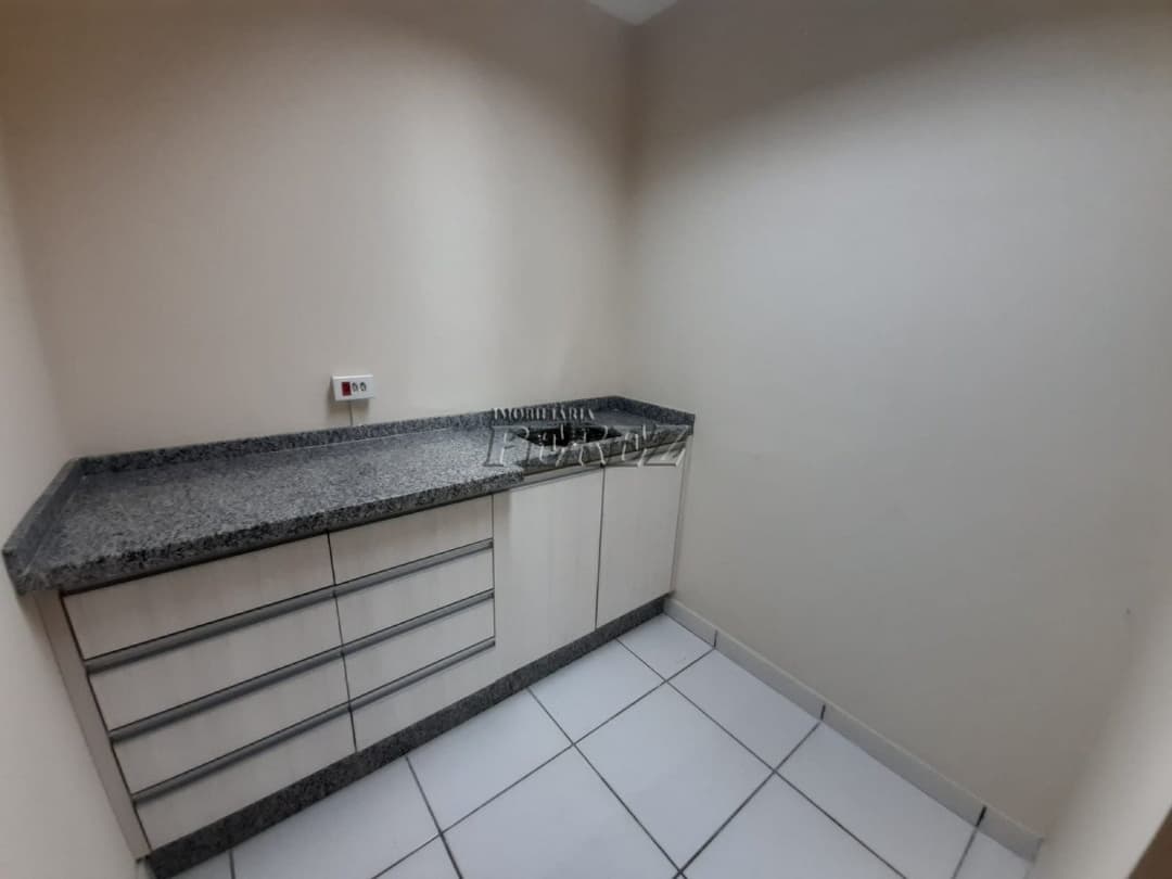 Imóvel comercial para alugar no centro de Londrina, Rua Professor João Cândido - Foto 26