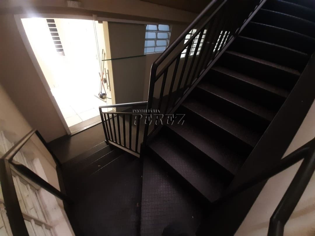 Imóvel comercial para alugar no centro de Londrina, Rua Professor João Cândido - Foto 35