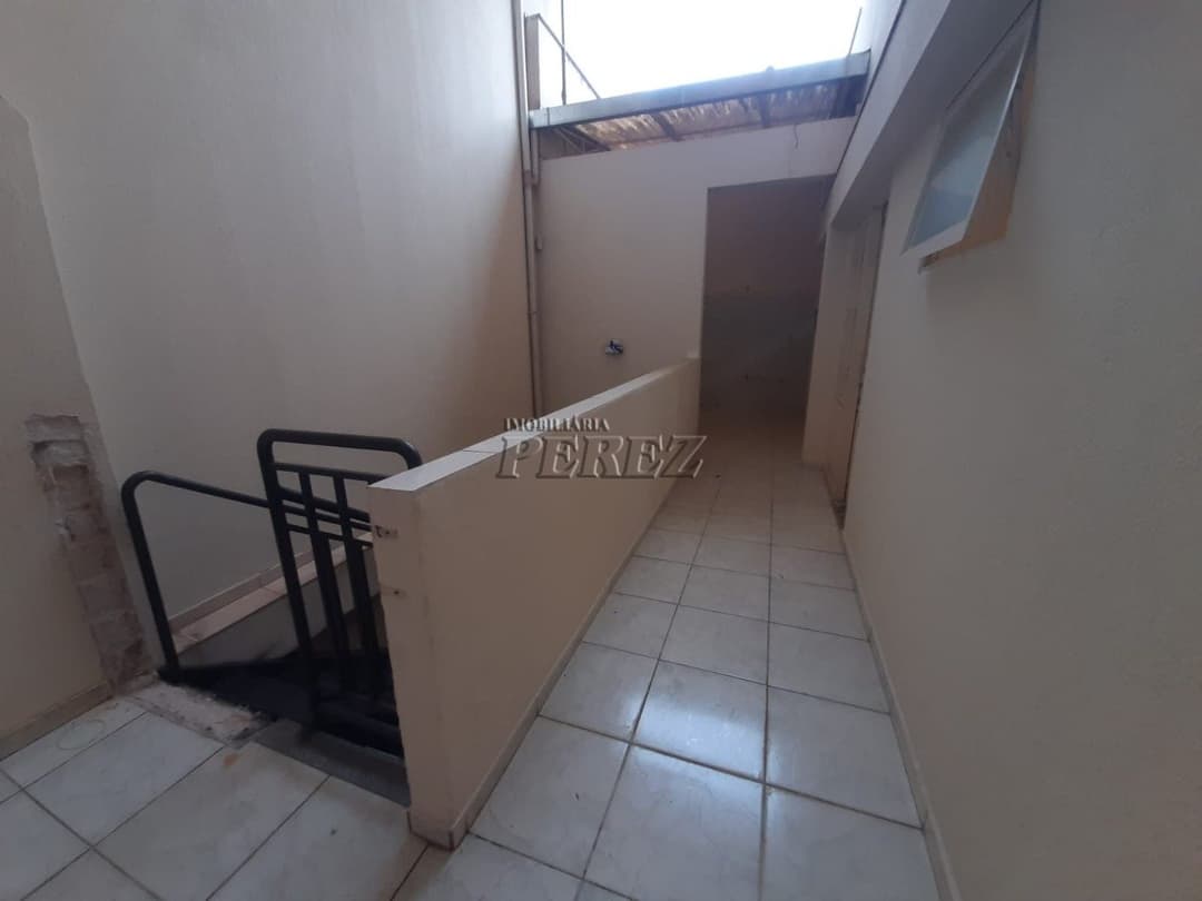 Imóvel comercial para alugar no centro de Londrina, Rua Professor João Cândido - Foto 37