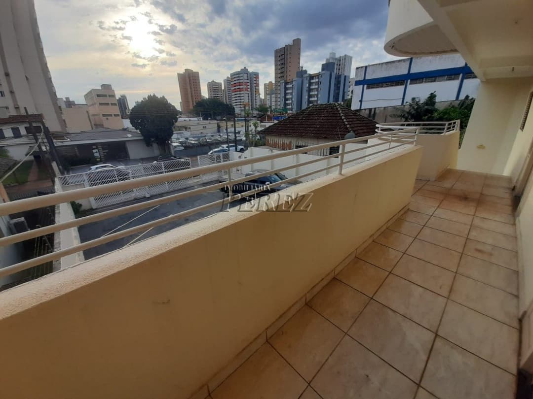 Imóvel comercial para alugar no centro de Londrina, Rua Professor João Cândido - Foto 47
