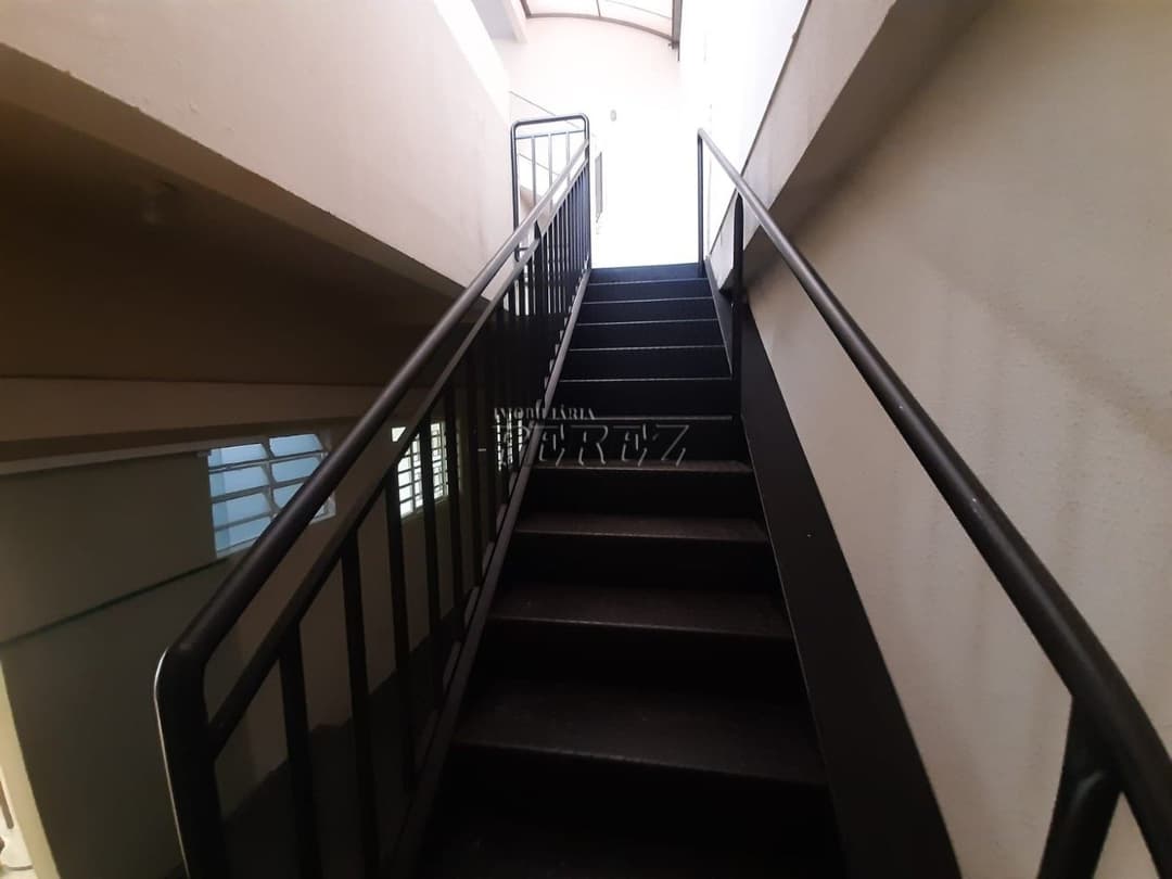 Imóvel comercial para alugar no centro de Londrina, Rua Professor João Cândido - Foto 58