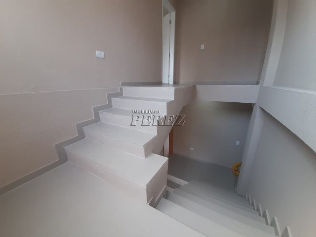 Sala para alugar no Edifício Montese, no centro de Londrina - Foto 3