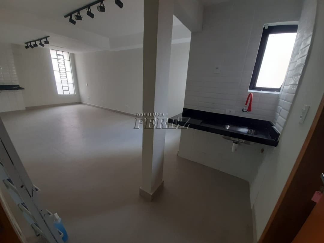 Sala comercial para alugar no centro de Londrina, Edifício Montese - Foto 4