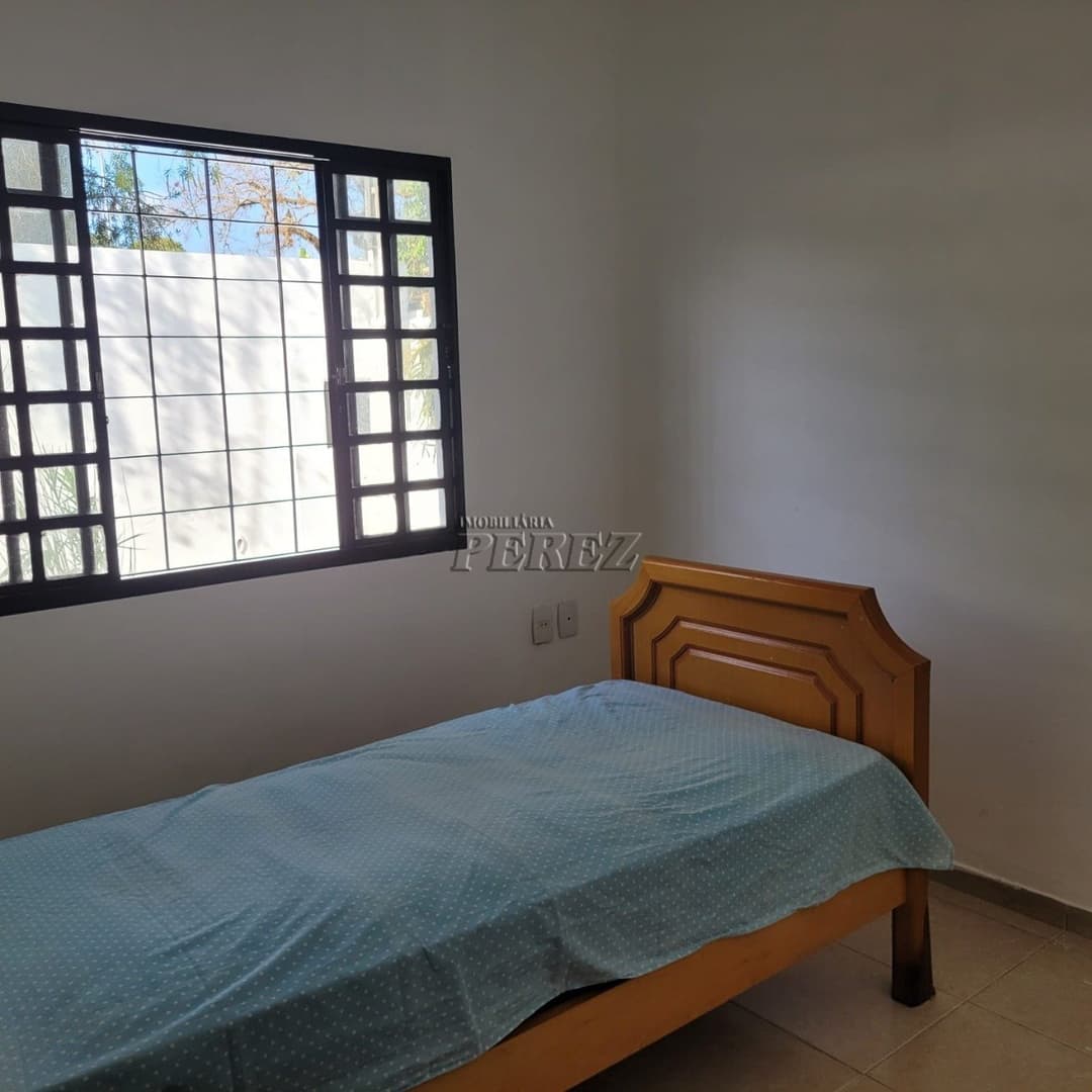 Casa à venda. Térrea com Quintal e 2 Dormitórios - Localização Privilegiada em Londrina! - Foto 8